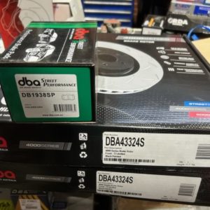 DBA43324S HSV COLORADO SPORTSCAT FRONT ROTORS & DISC PADS
